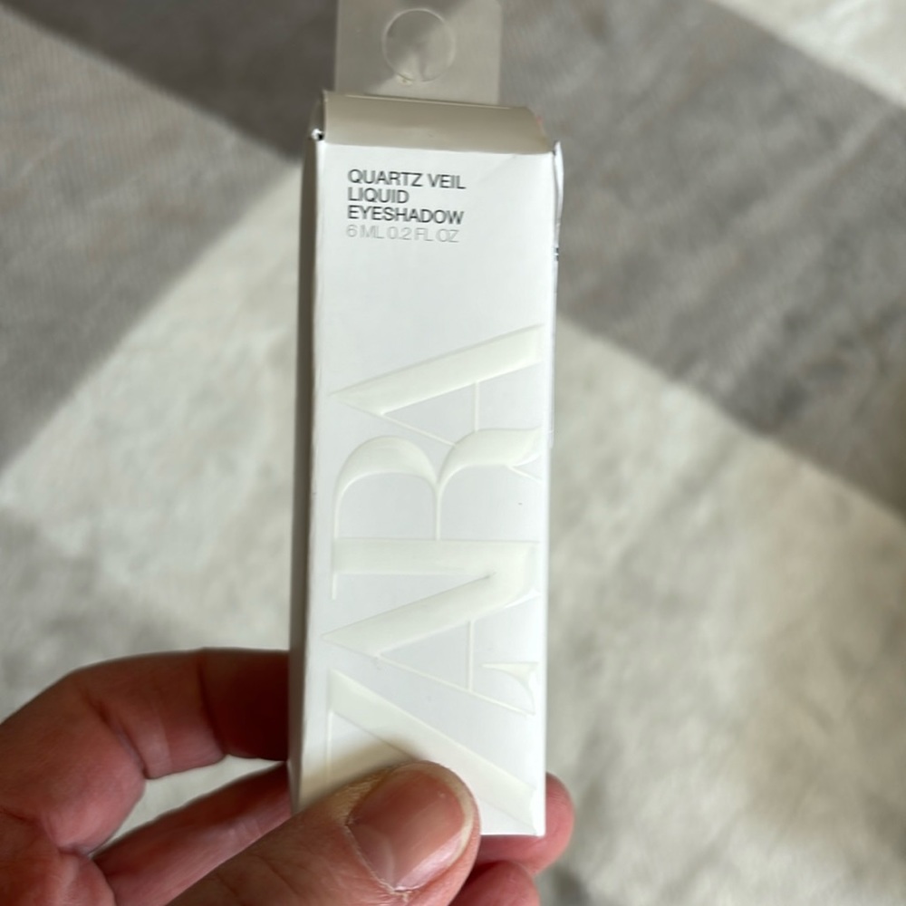 Zara Liquid Eye Shadow